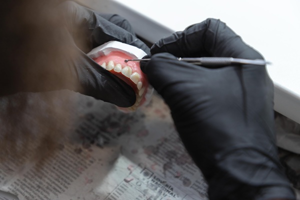 When You Should Choose Denture Repair Vs Replacement